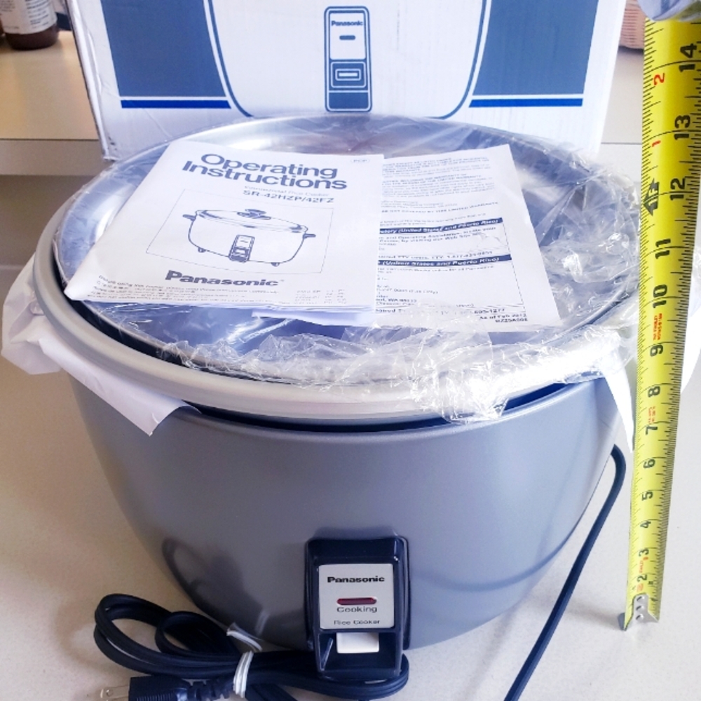 Panasonic Rice Cooker (23 Cups / New)